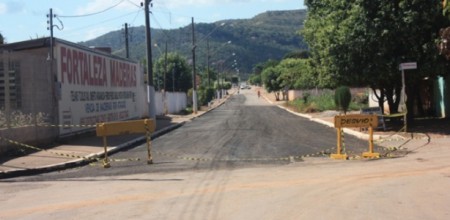 Nobres:começa o recapamento das avenidas centrais e já deixa a desejar